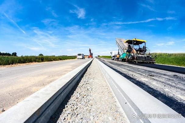 公路工程监理甲级资质公司携手共进 共筑品质公路